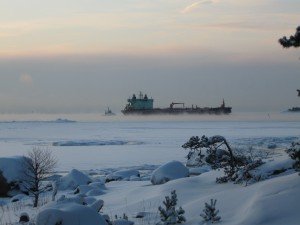 Vintertrafik till Sköldvik utanfö Emsalö